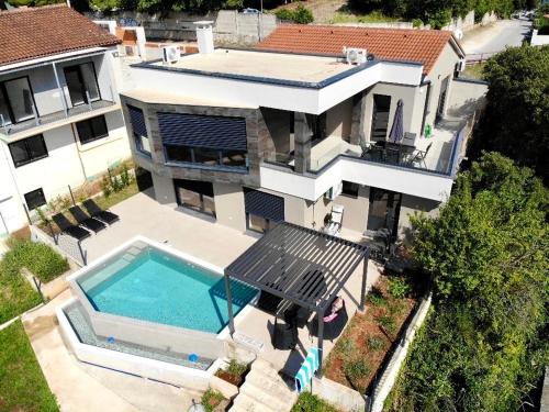 Villa MATRiX, Pula center, pool