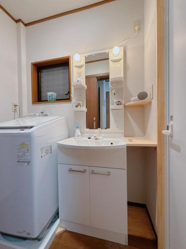 Sanmai Kuromon ,Near Kuromon Market, Namba, Dotonbori, Shinsaibashi 10-minute walk House