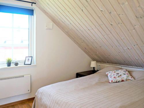 Ένα ή περισσότερα κρεβάτια σε δωμάτιο στο Cozy Retreat in Unnaryd Oasis-By Traum