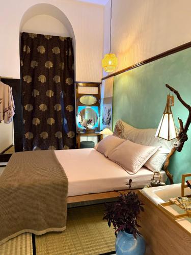 Midorigami Jacuzzi suite Spanish Steps apt photo 27
