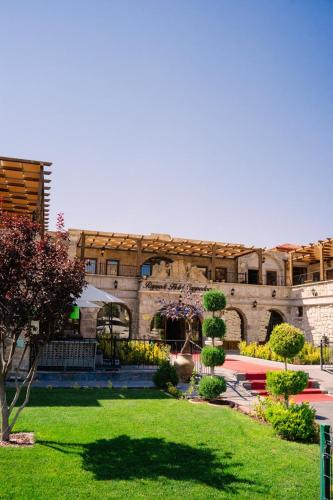 Κήπος έξω από το Rapsodi Cappadocia