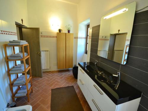 Kuchyň nebo kuchyňský kout v ubytování Rustic Tuscan Cottage