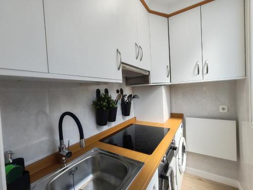 Dapur atau dapur kecil di Night Day