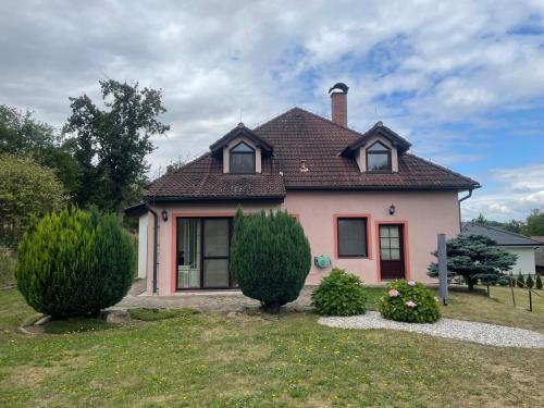 Rodinný dům Divišov u Benešova, Na Spravedlnosti 276