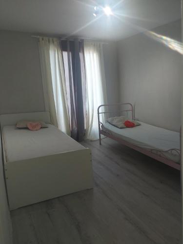 T3 Ste-Marguerite close to transport, beach, velodrome