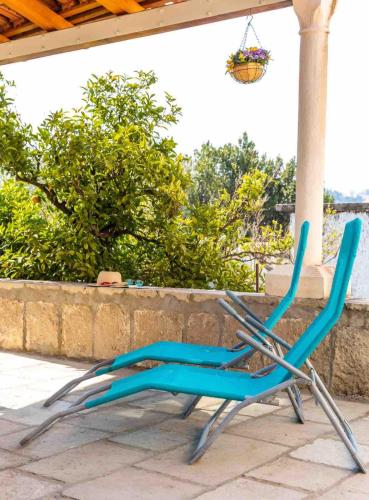 Apartman None