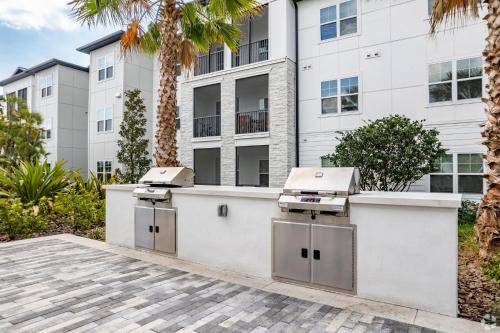 Pinnacle Apartments W Amenties by Heavenly Homes photo 31
