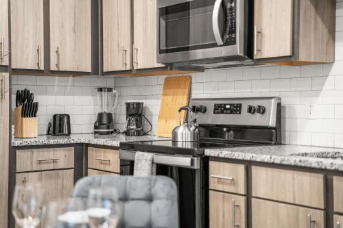 Adeline Apartments 15m to Parks, Pet Friendly, Free Parking by Heavenly Homes photo 24