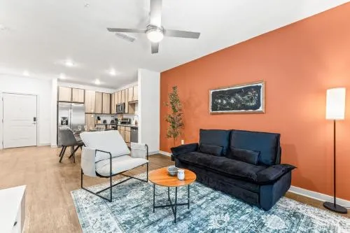 Adeline Apartments 15m to Parks, Pet Friendly, Free Parking by Heavenly Homes photo 1