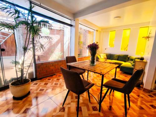 Comfortable House in Calcaにあるシーティングエリア
