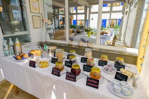 Jídlo v hotelu nebo okolí