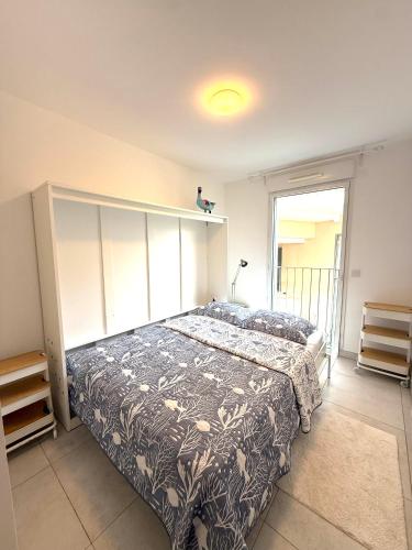 2 Bedroom Flat with Garden in Antibes