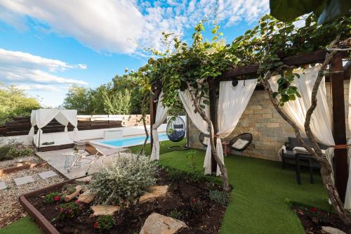 Anchi Villa