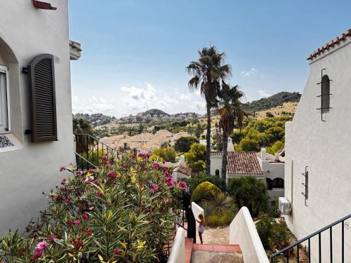 Los Altos Villa 51 - Casa de Ensueño außergewöhnliches und großzügiges Traumhaus mit 3 Schlafzimmern, 3 Bädern und 4 Terrassen mit Panoramaausblick aufs Mittelmeer