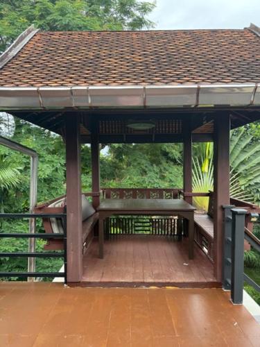 Fotografie z fotogalerie ubytování Bamboo Villa Koh Mak v destinaci Ko Mak