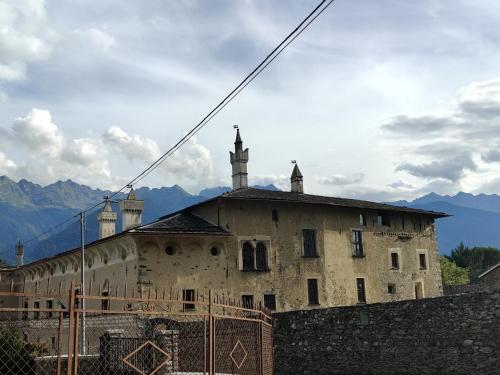 Fotografie z fotogalerie ubytování Stupenda vista sulle Orobie con giardino e barbecue v destinaci Teglio