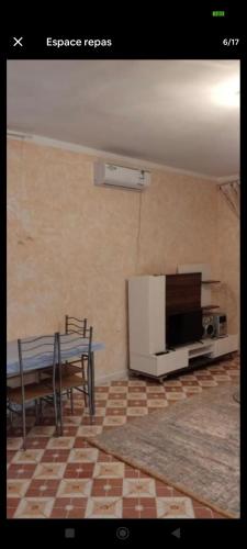 Φωτογραφία από το άλμπουμ του Family apartment σε Al Maqārisah