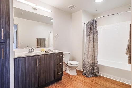 Big 3BD 2BA Apt with Pool and Gym near Venice Beach photo 23