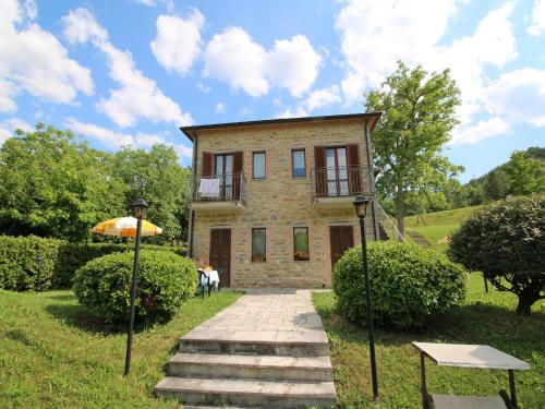 Κήπος έξω από το Apartment in Marche with Pool and Privacy