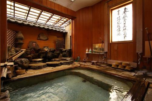 Galeriebild der Unterkunft Onyado Hishiya Torazo in Yamanouchi