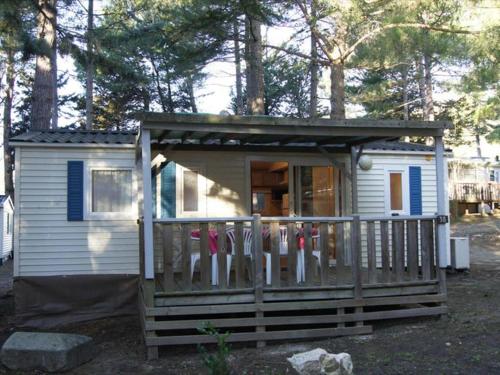 Mobil home confortable avec terrasse à Sournia - API-1-52-319