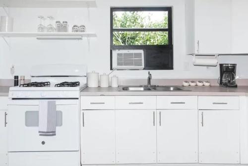 Cucina o angolo cottura di Villa Island Paradise Apartments