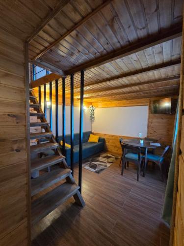 Fotografie z fotogalerie ubytování Gergeti wood -hut for 4 people v destinaci Stepancminda