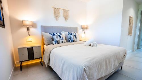 NEUE Ferienwohnung in Andalusien an der Costa del Sol - Boho Style - 40 qm Terrasse, 3-Bedroom, Pool, Gym, Work Lounge