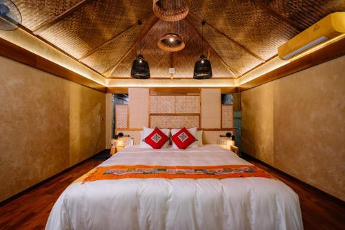An Châng Retreat & Spaにあるベッド