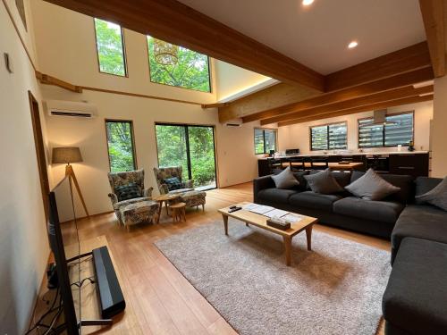 Akamatsu House