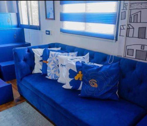 Posezení v ubytování Staycation Studio Type in Valley Golf