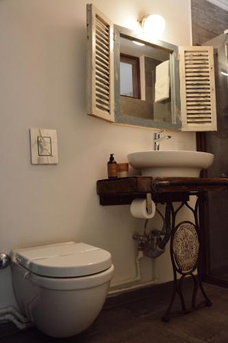 Un baño de 8 design urla