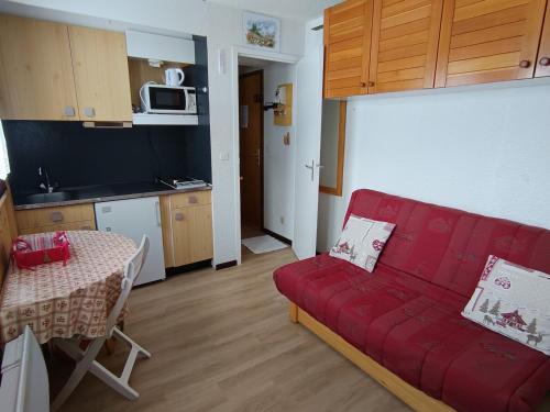 Studio abordable 2 pers, parking, animaux admis - FR-1-445-209