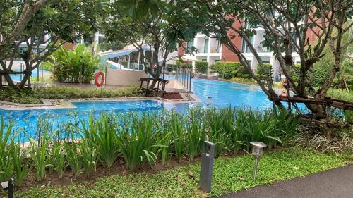 Kolam renang di atau dekat dengan Chiang Mai A1 Super Large Pool Condominium cook allowed with swiming Pool landscape Condominium 1 bedroom