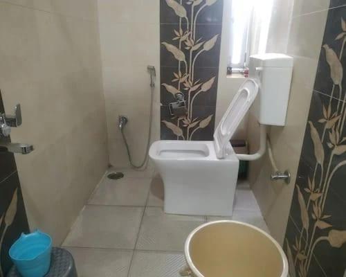 Koupelna v ubytování Hotel rr grand 2