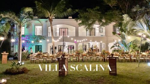 VILLA SCALINA Seaside Hideaway - 7 Bedroom - Pool - Gym - Walk to beach