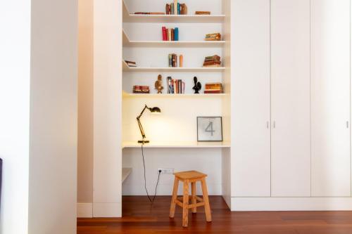 Cardosas Bright Studio by LovelyStay