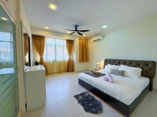 Krevet ili kreveti u jedinici u okviru objekta Segambut KL Taman Prima Impian W Fully Air-Con 51200 KL