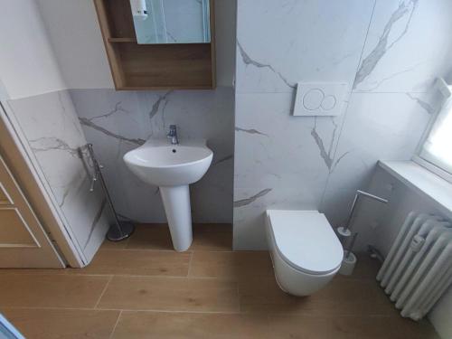 Et badeværelse på City center, between Piazza Alfieri and Piazza Palio