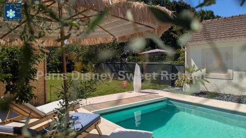 Swimmingpoolen hos eller tæt på Paris Disney Sweet Retreat