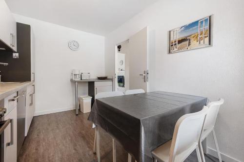 Dapur atau dapur kecil di Ferienhaus Heide