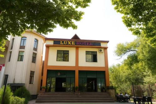 Το κτήριο όπου στεγάζεται  το hostel