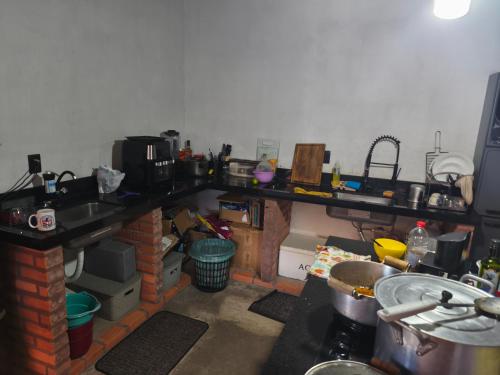 Una cocina o zona de cocina en Chácara Baruk