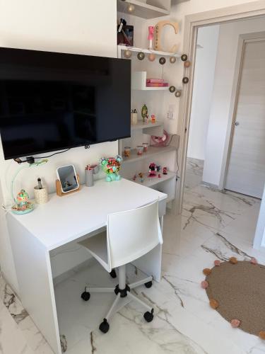 TV/Unterhaltungsangebot in der Unterkunft Prestigious 3 bedroom waterfront in Ajaccio