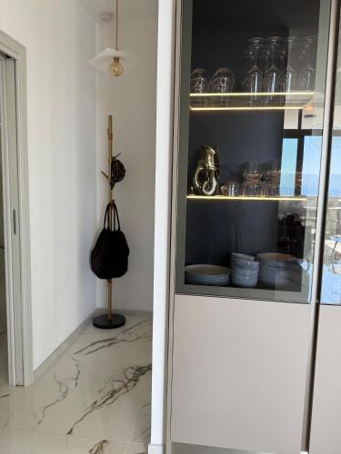 Küche/Küchenzeile in der Unterkunft Prestigious 3 bedroom waterfront in Ajaccio