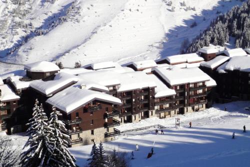 Résidence Creux De L Ours D - JOLI STUDIO DIVISIBLE, BELLE VUE SUR LES PISTES, SKIS AUX PIEDS, PROCHE DES COMMERCES MAE-9704