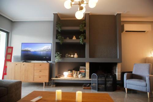 Maisonette Chalandri by EN 10 Family House Luxury Oasis