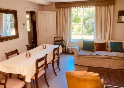 Ένα ή περισσότερα κρεβάτια σε δωμάτιο στο Rye private self contained sleeps 2 - 5