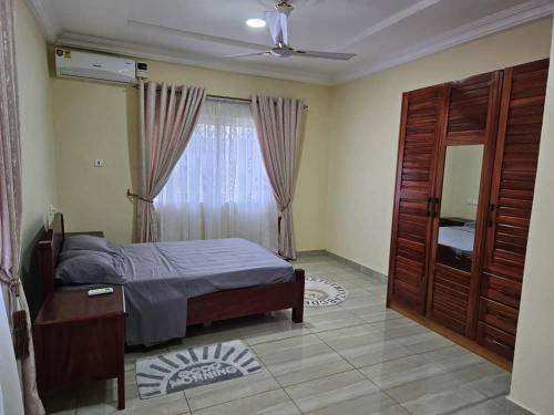 Gallery image of 4 bed splendid hse North Legon in Madina