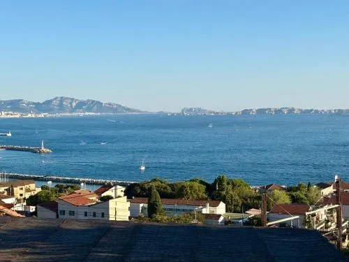 Magnifique vue sur la mer ... photo 1